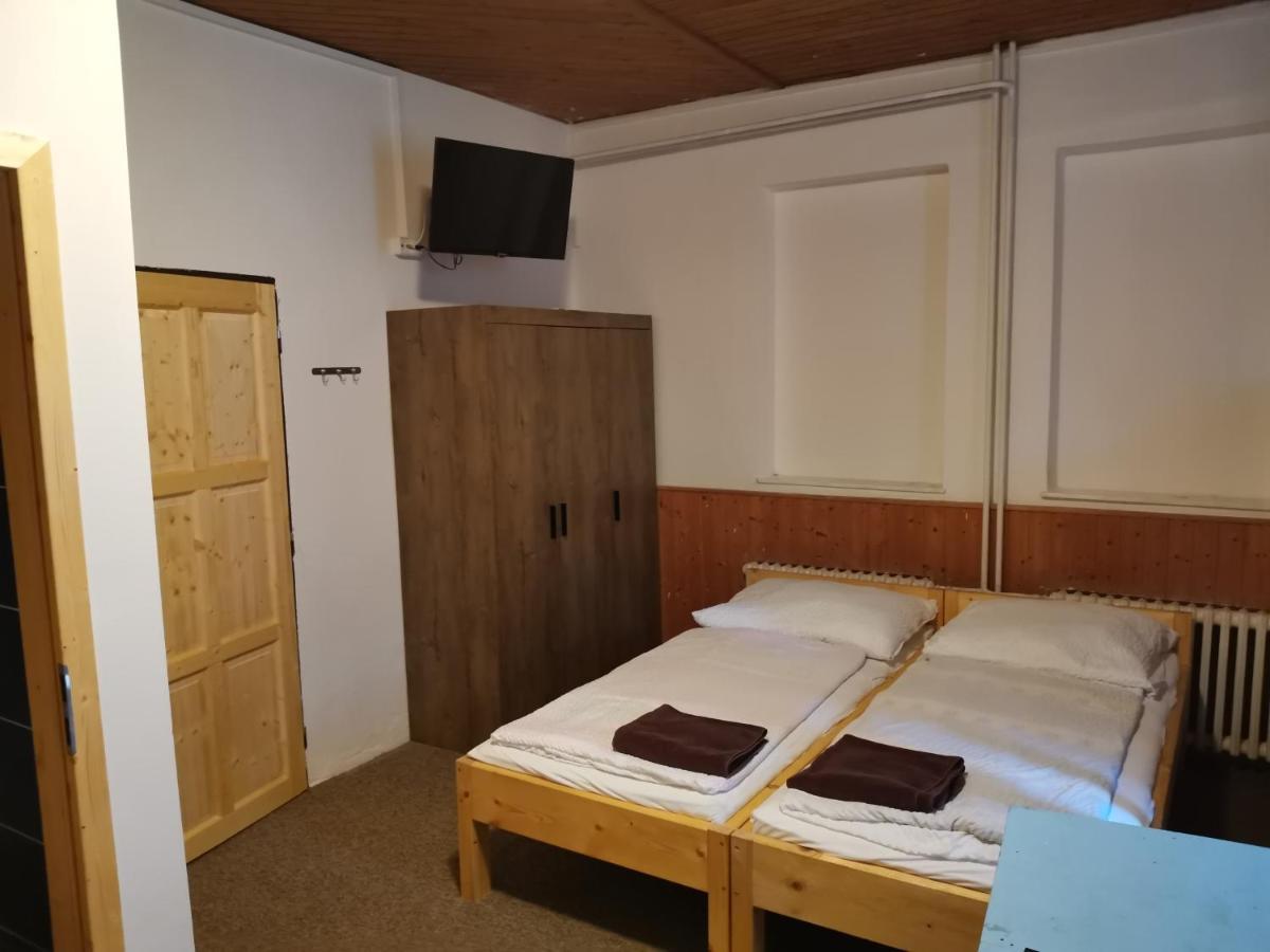 Penzion U Hrocha Lučany nad Nisou Dış mekan fotoğraf