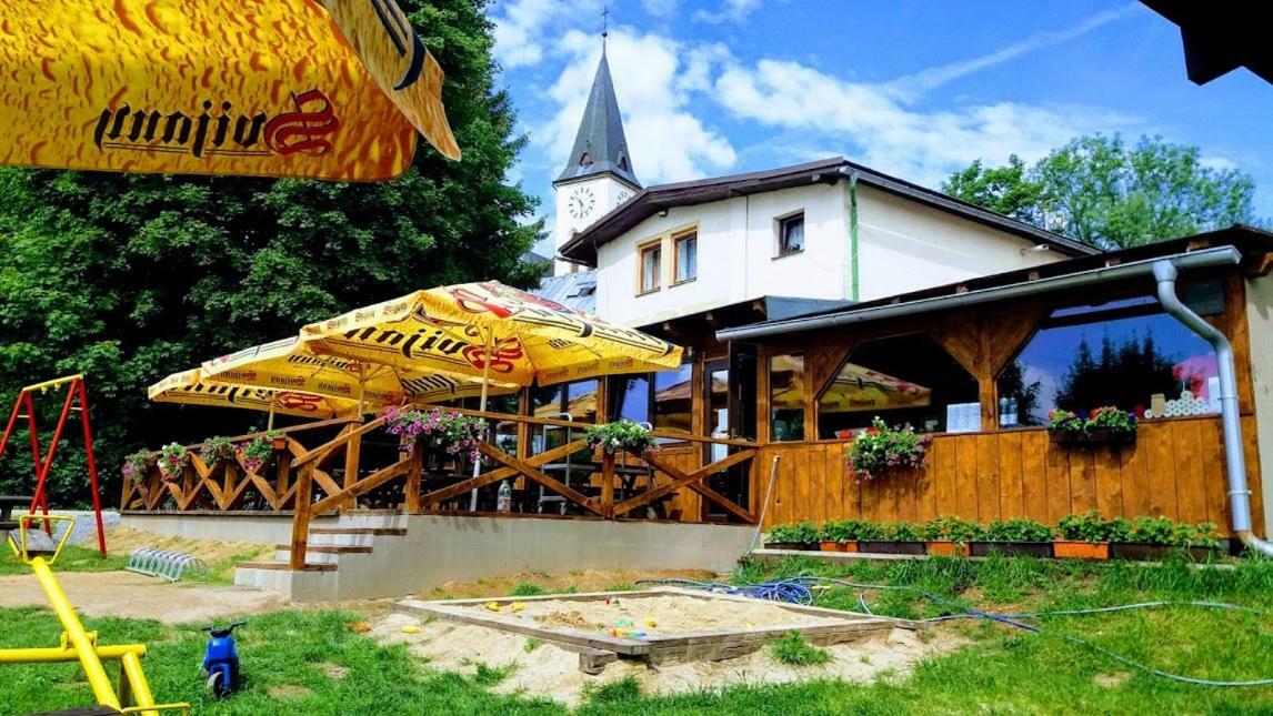 Penzion U Hrocha Lučany nad Nisou Dış mekan fotoğraf