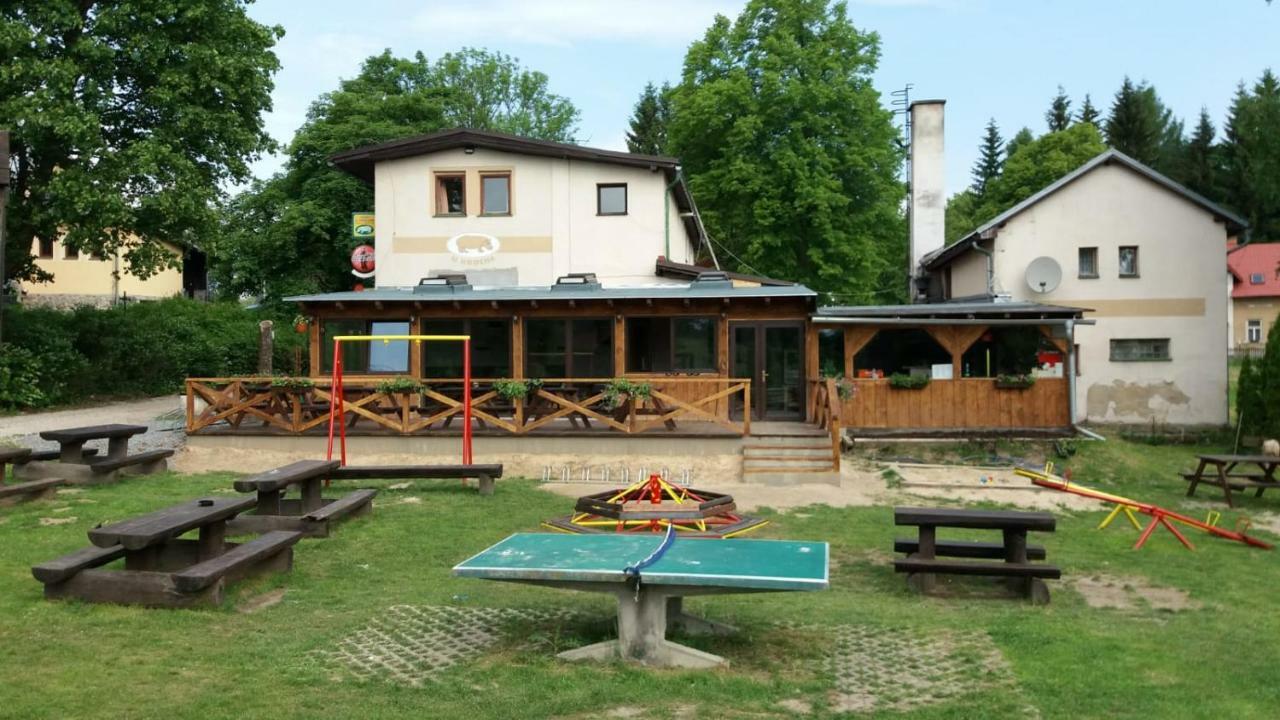 Penzion U Hrocha Lučany nad Nisou Dış mekan fotoğraf